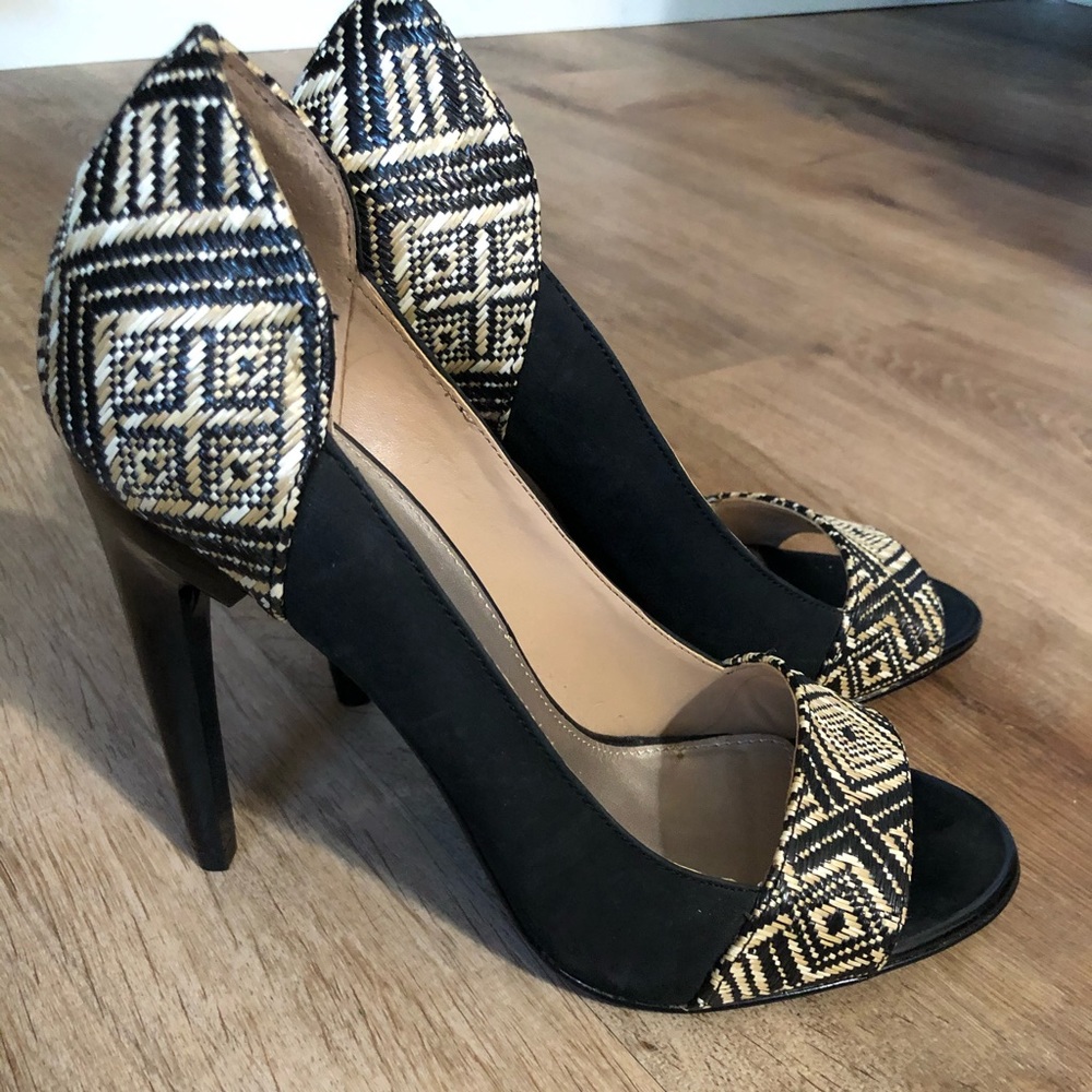 Rachel Rachel Roy Black and Tan Tribal Print Heels